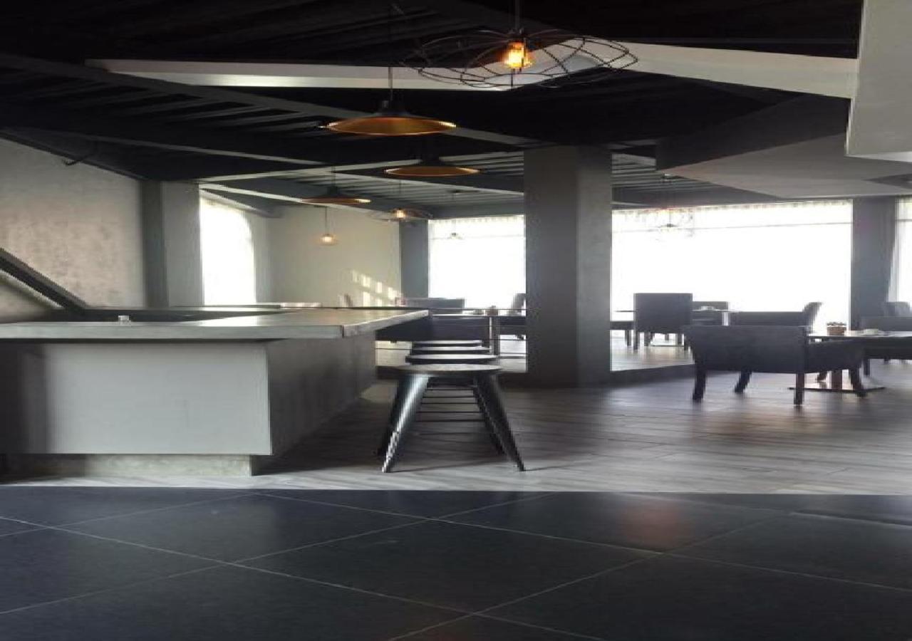 Esduma Hk Hotel Pachuca Екстериор снимка