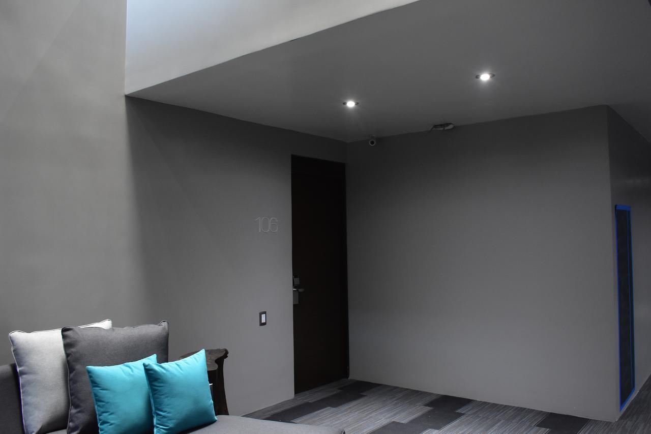 Esduma Hk Hotel Pachuca Екстериор снимка